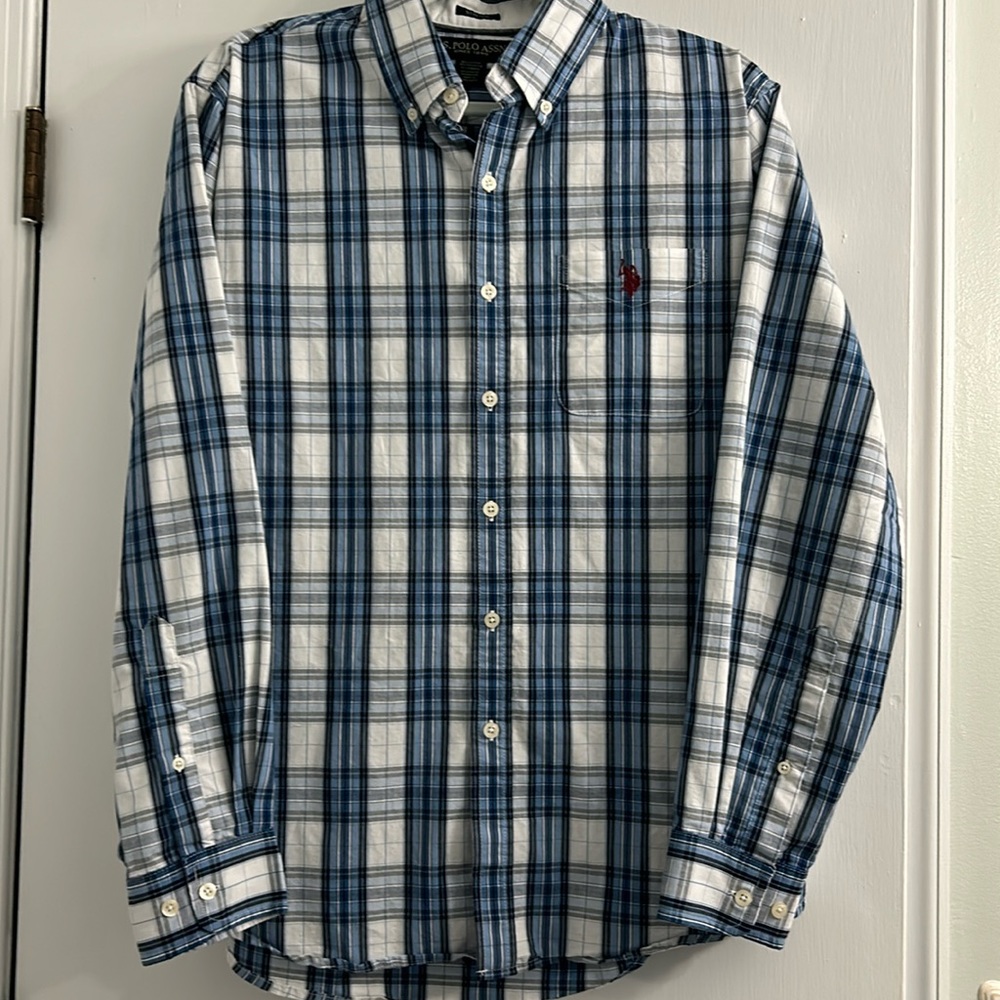Men’s- U.S Polo Assn button down, casual, long sleeve, dress shirt- size L